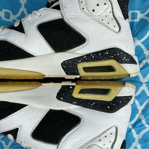 Nike Women’s size 8.5 Air Jordan 6 retro Oreo white black sneakers classic wmns - Picture 7 of 11